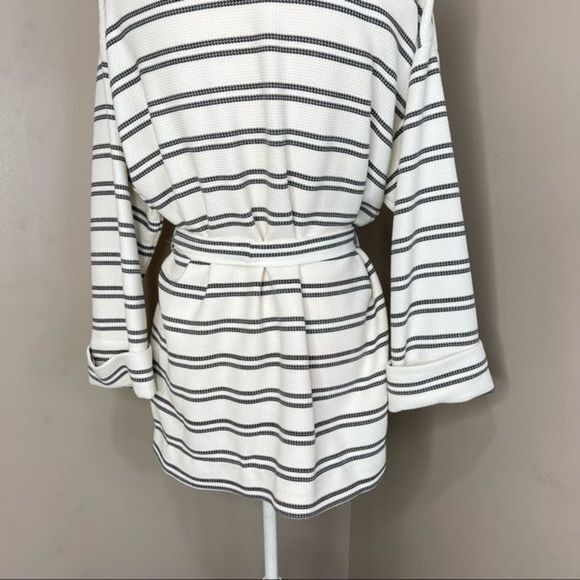 Bathrobe Sz L Waffle White & Black Stripes tie - Picture 4 of 12